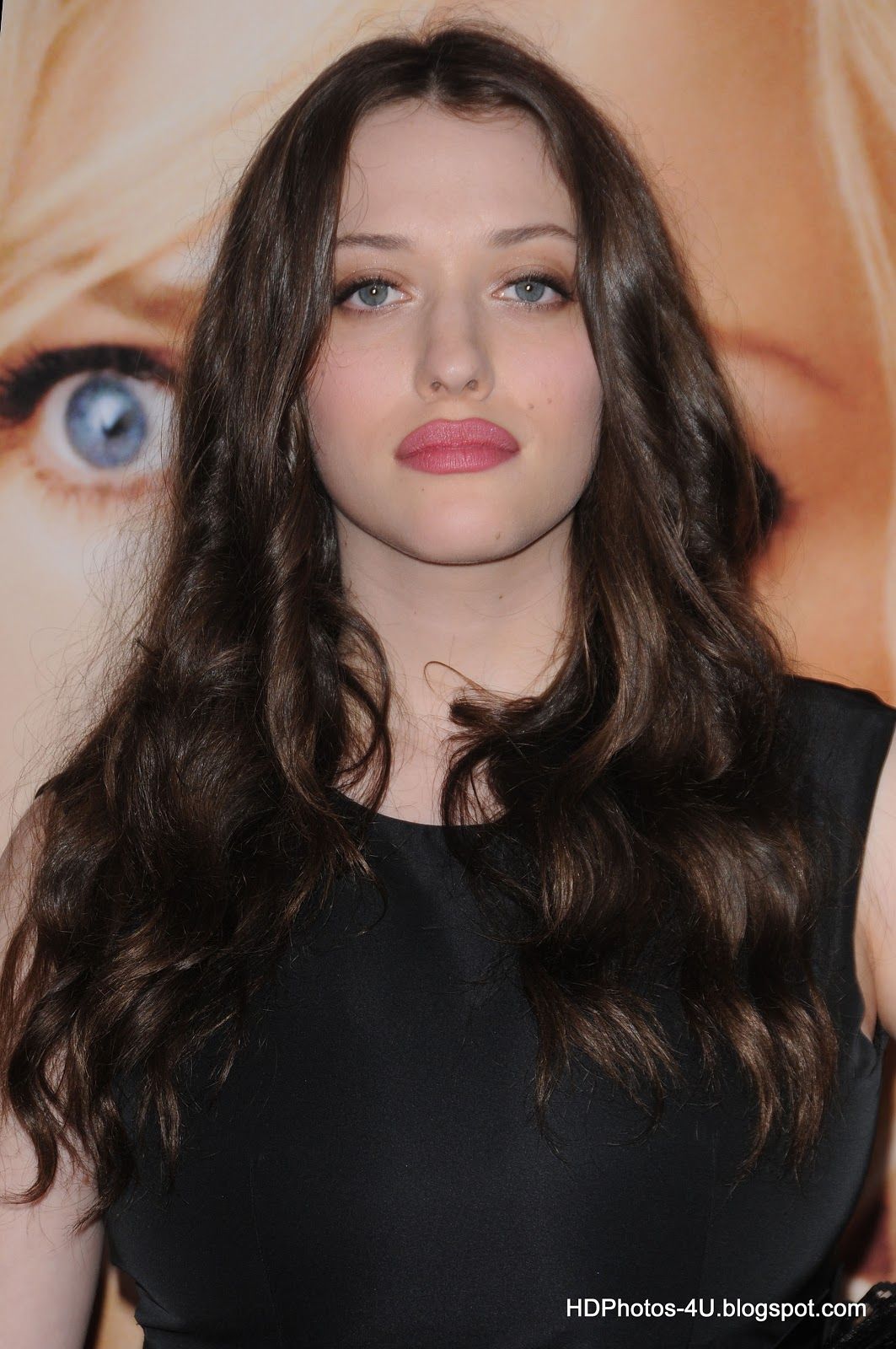 Thor Actress Kat Dennings Hd Photos & Hd Wallpapers - Free Wallpaper Of Kat Dennings , HD Wallpaper & Backgrounds