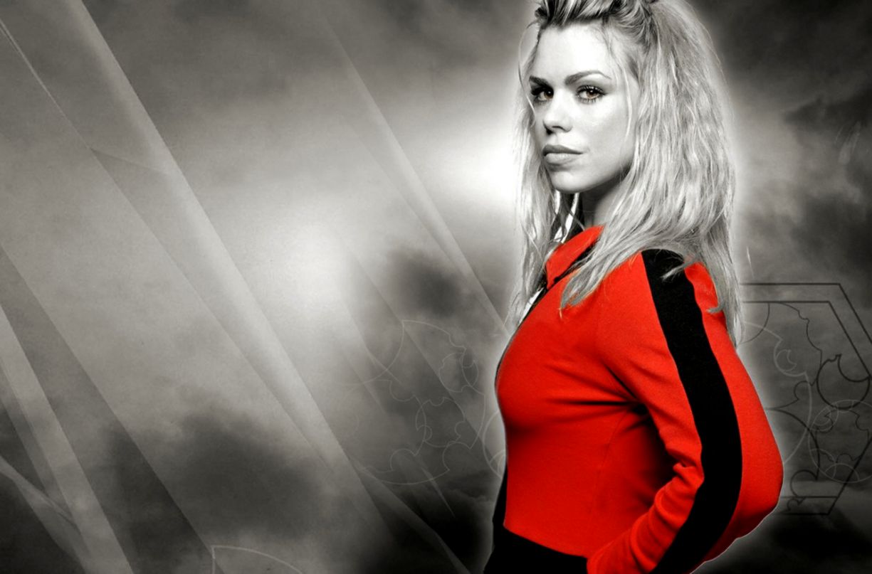 Wallpaper Girl Actress Blonde Black And White Singer - Doctor Who Rose Tyler Fat , HD Wallpaper & Backgrounds