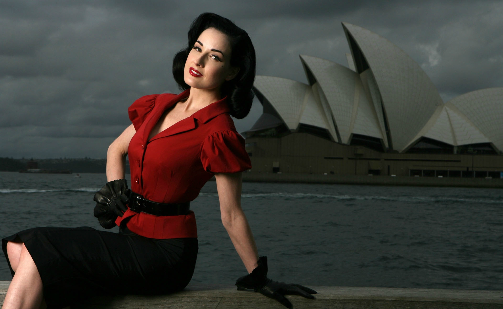 Dita Von Teese Wallpaper And Background Image - Sydney Opera House , HD Wallpaper & Backgrounds