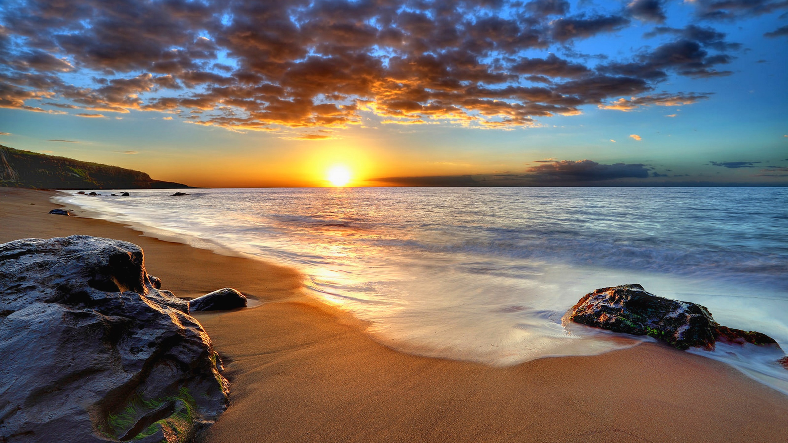 Beach Sunset Clouds Sea Coast Waves Sun Rays - Ocean Landscapes , HD Wallpaper & Backgrounds