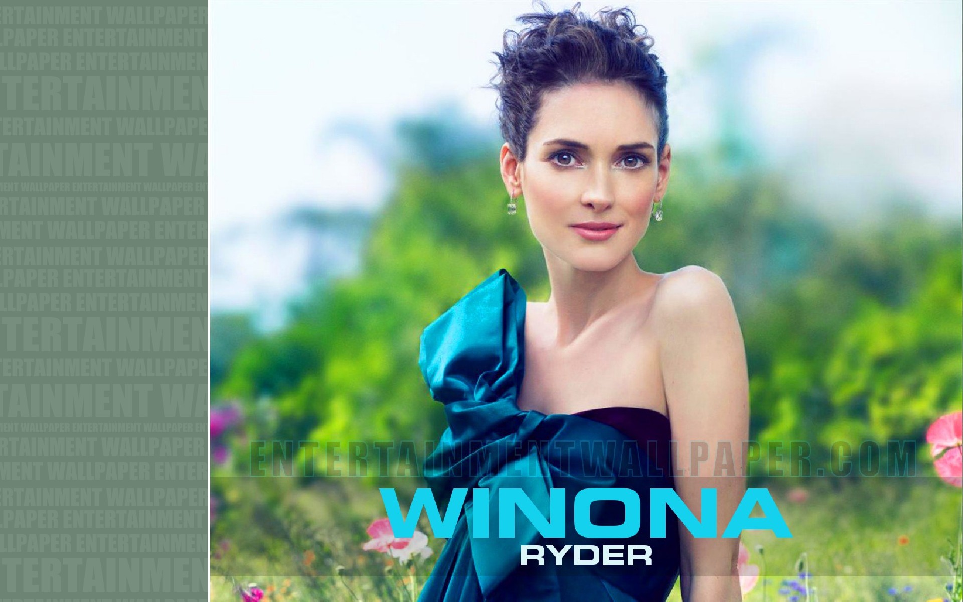 Winona Ryder Wallpaper - Dünya Sexi Çıplak Kadın , HD Wallpaper & Backgrounds