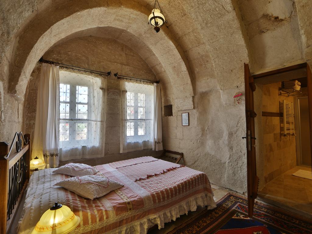 Book Now Kelebek Special Cave Hotel - Bedroom , HD Wallpaper & Backgrounds