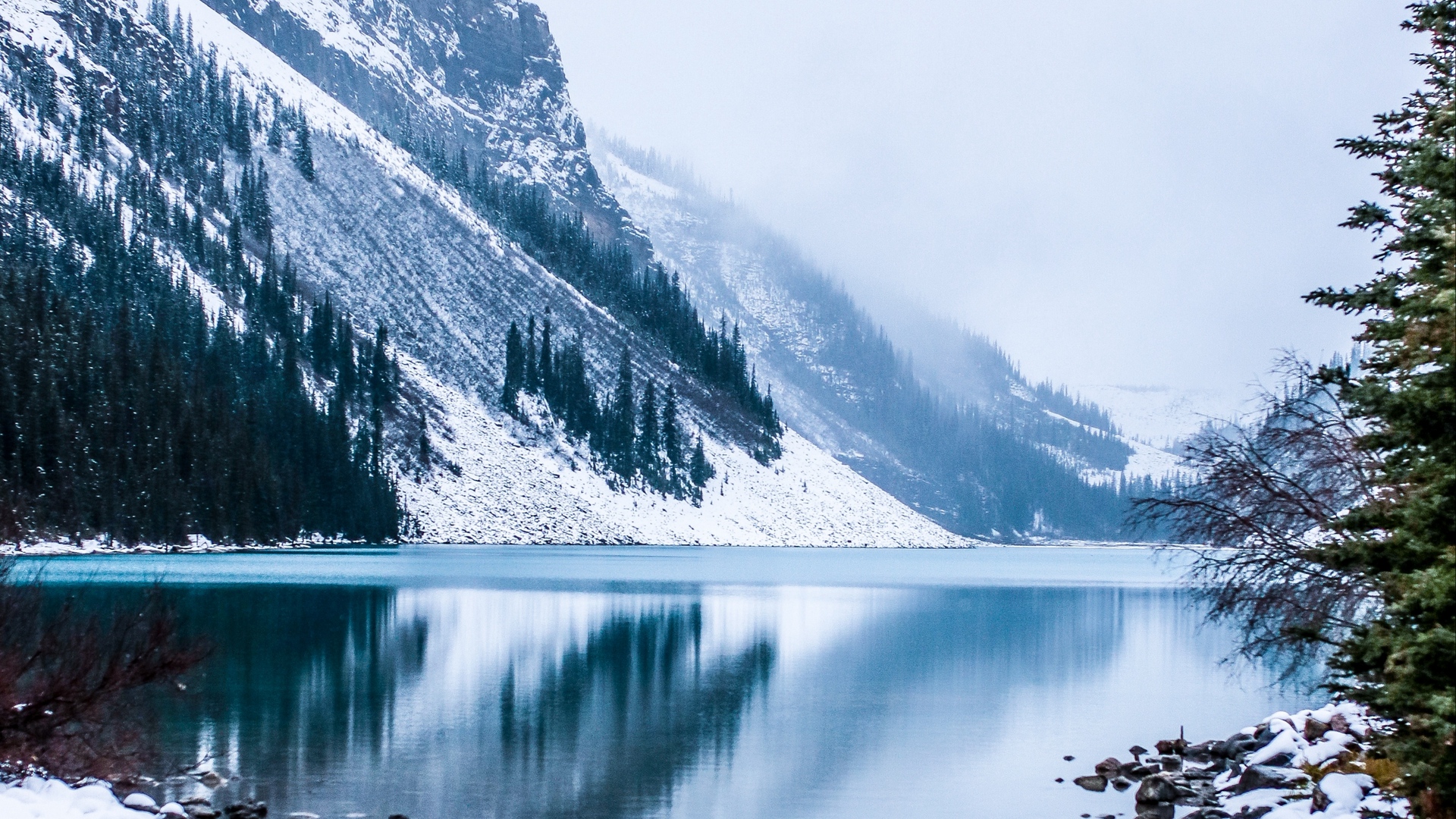Wallpaper Lake, Mountain, Fog, Snowy, Mountain Landscape, - Lake Louise , HD Wallpaper & Backgrounds