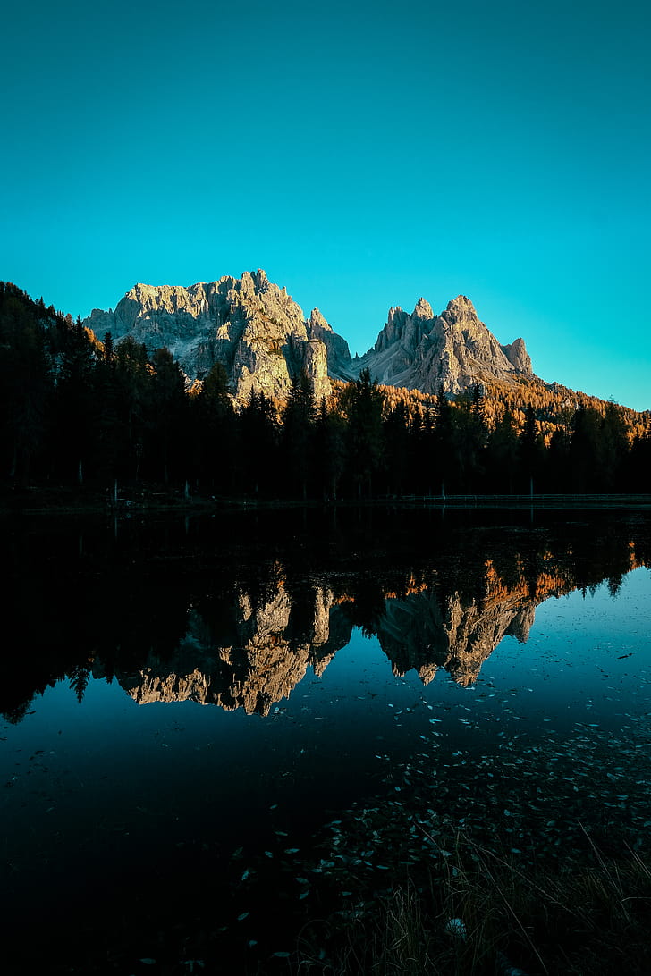 Mountain And Lake, 4k Wallpaper, Blue Sky, Body Of - Wallpaper , HD Wallpaper & Backgrounds