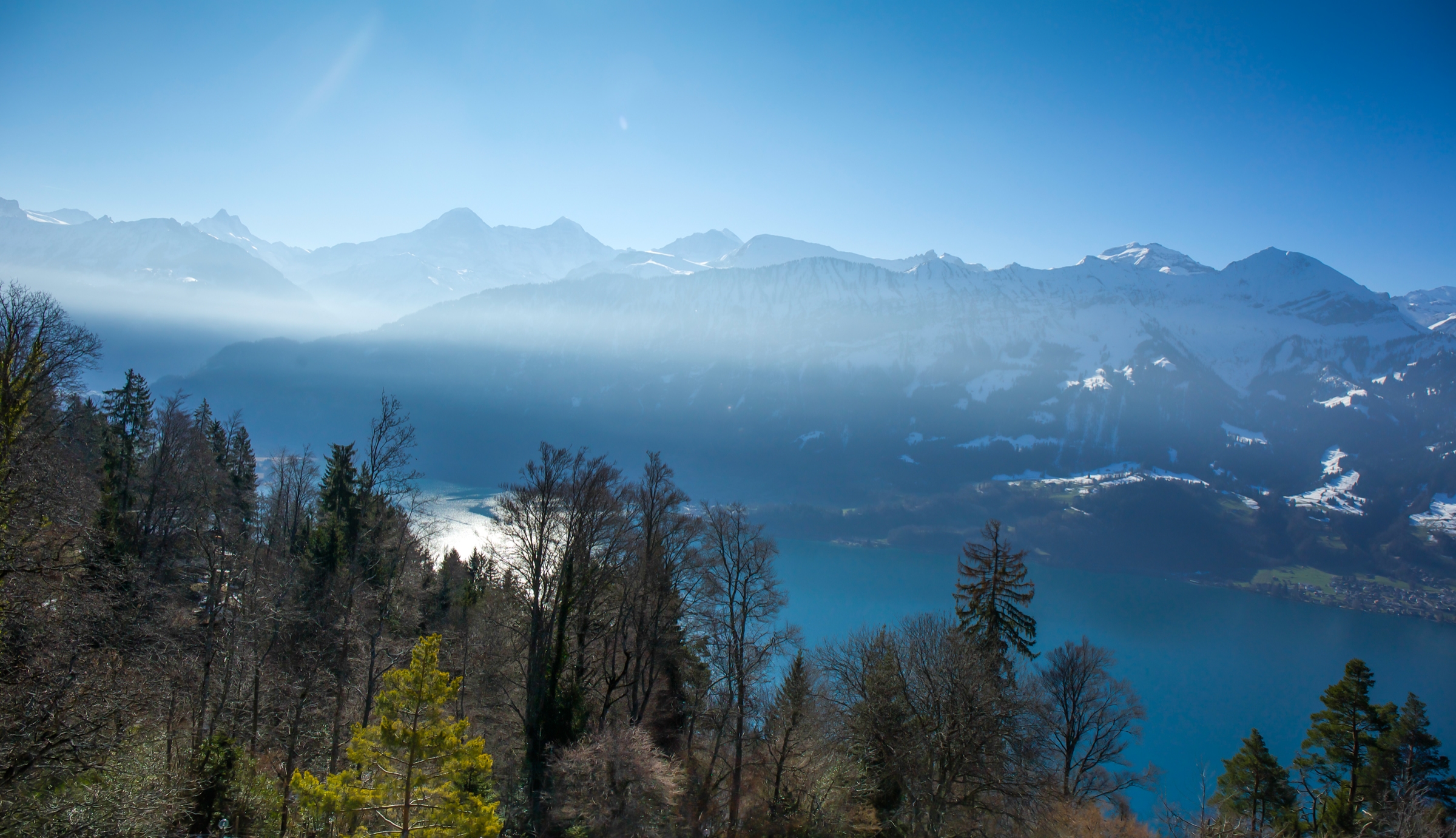 Misty Mountains - Beatenberg, Switzerland - Summit , HD Wallpaper & Backgrounds
