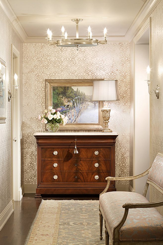 Foyer Wallpaper Hall Traditional With Sconce Traditional - Interior Design , HD Wallpaper & Backgrounds