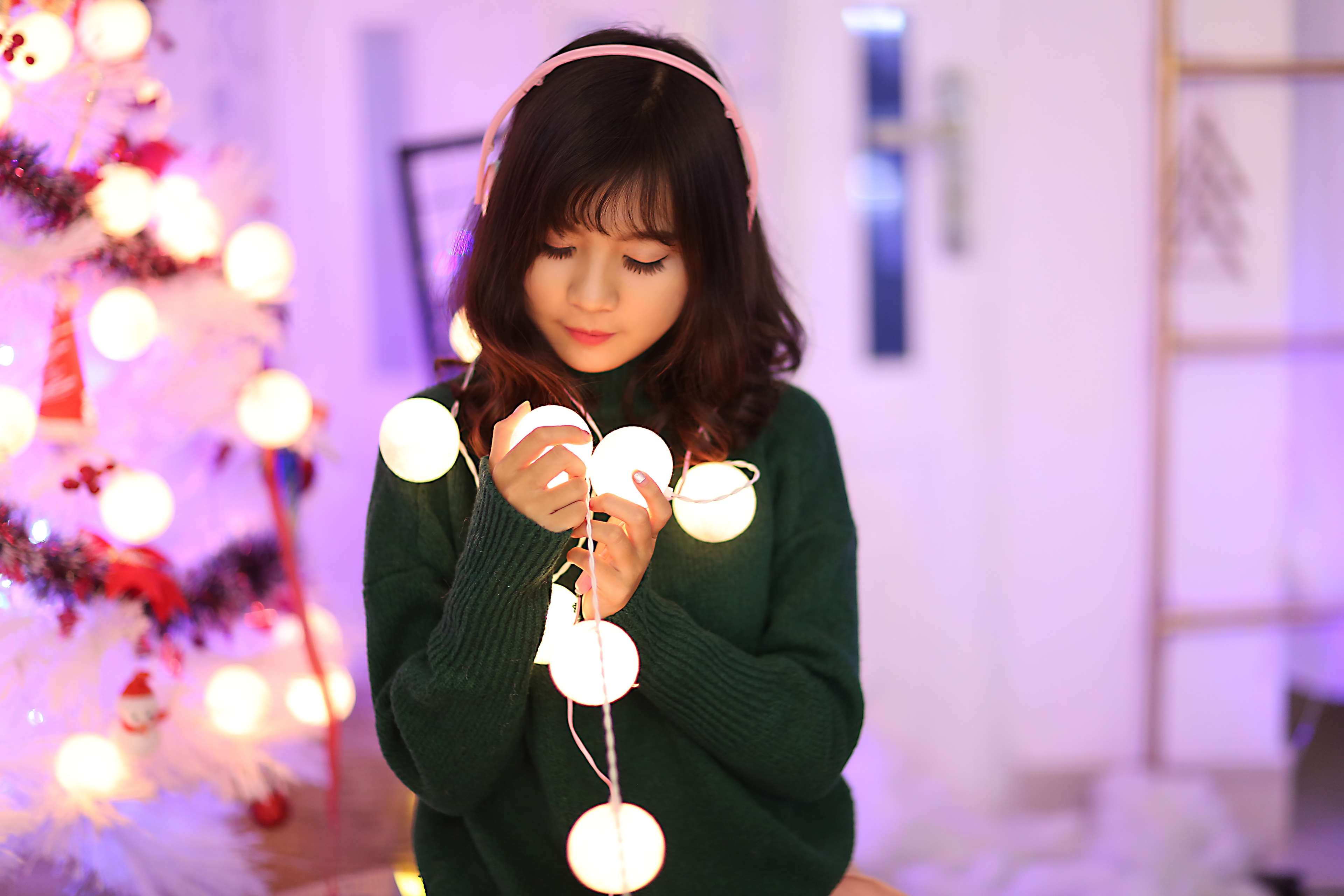 Beautiful, Christmas, Cute, Fashion, Female, Girl, - Beautiful Cute Happy Girl , HD Wallpaper & Backgrounds