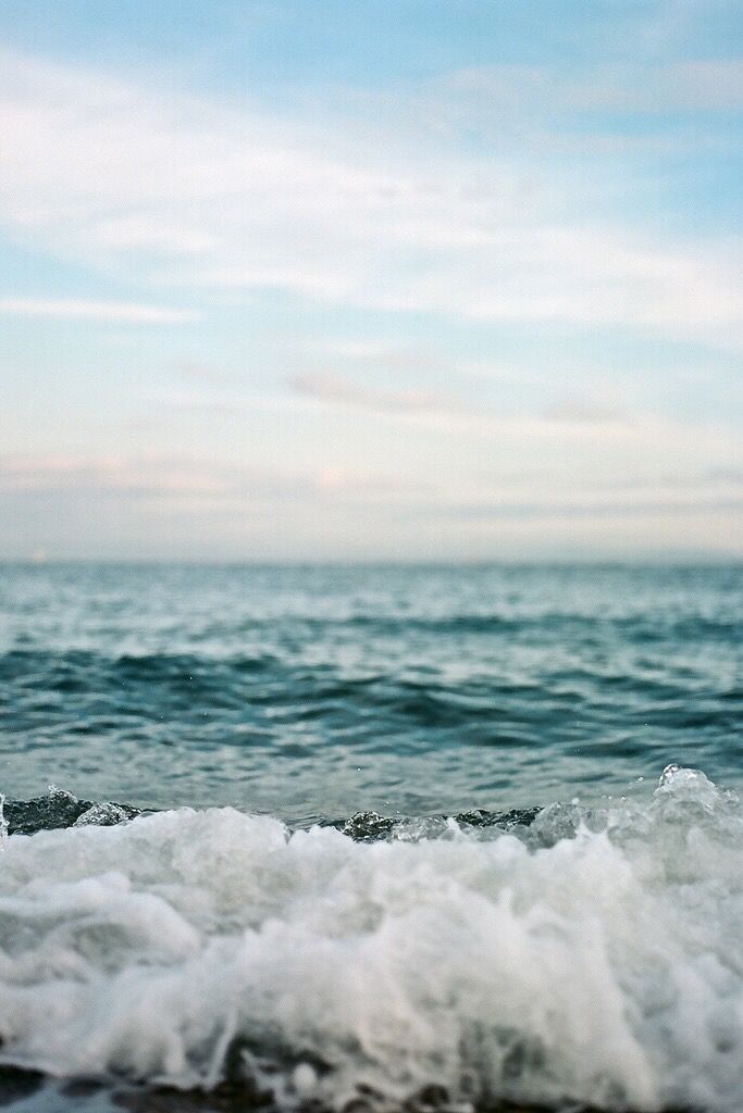 Winter Ocean Iphone Wallpaper - Ocean Iphone , HD Wallpaper & Backgrounds