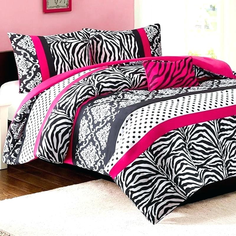 Pink Zebra Wallpaper For Bedrooms Zebra And Pink Bedroom Zebra