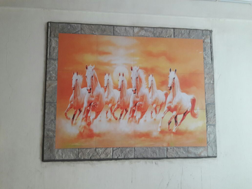 Seven Running Horses Tile Mural - Running 7 White Horse Hd , HD Wallpaper & Backgrounds