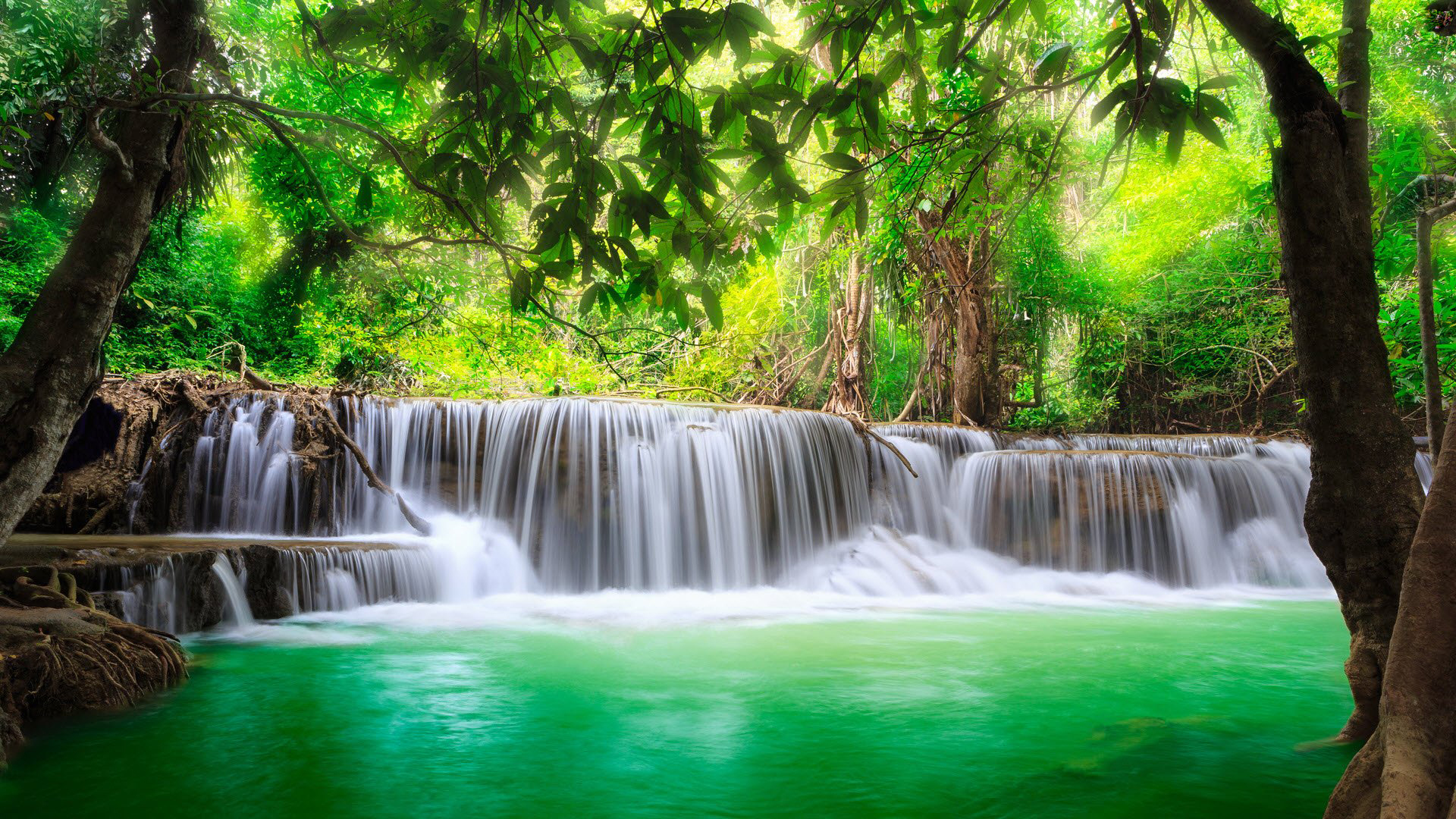 Green Lake Waterfall Wallpaper Hd - Waterfall Hd Wallpapers 1080p , HD Wallpaper & Backgrounds