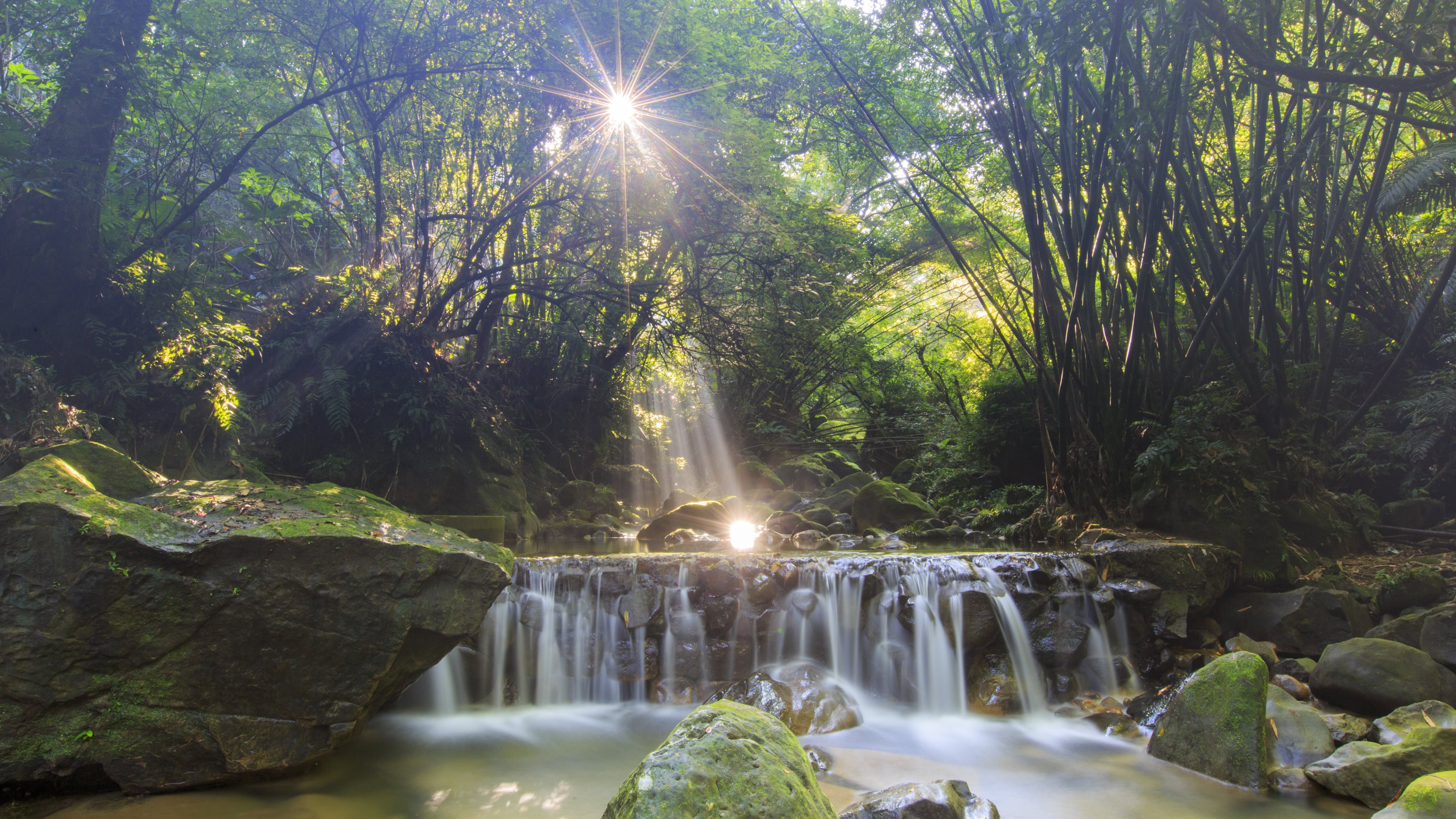 Sun Rays And Waterfalls , HD Wallpaper & Backgrounds
