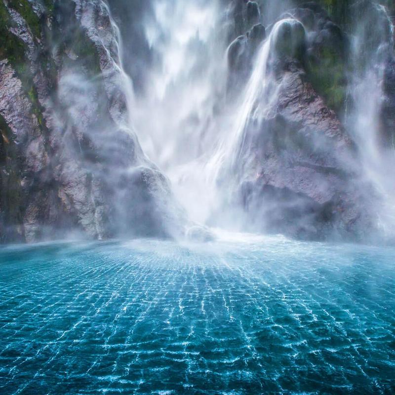 Download Android Apk Magic Waterfall Live Wallpaper - 4k Water Falls , HD Wallpaper & Backgrounds