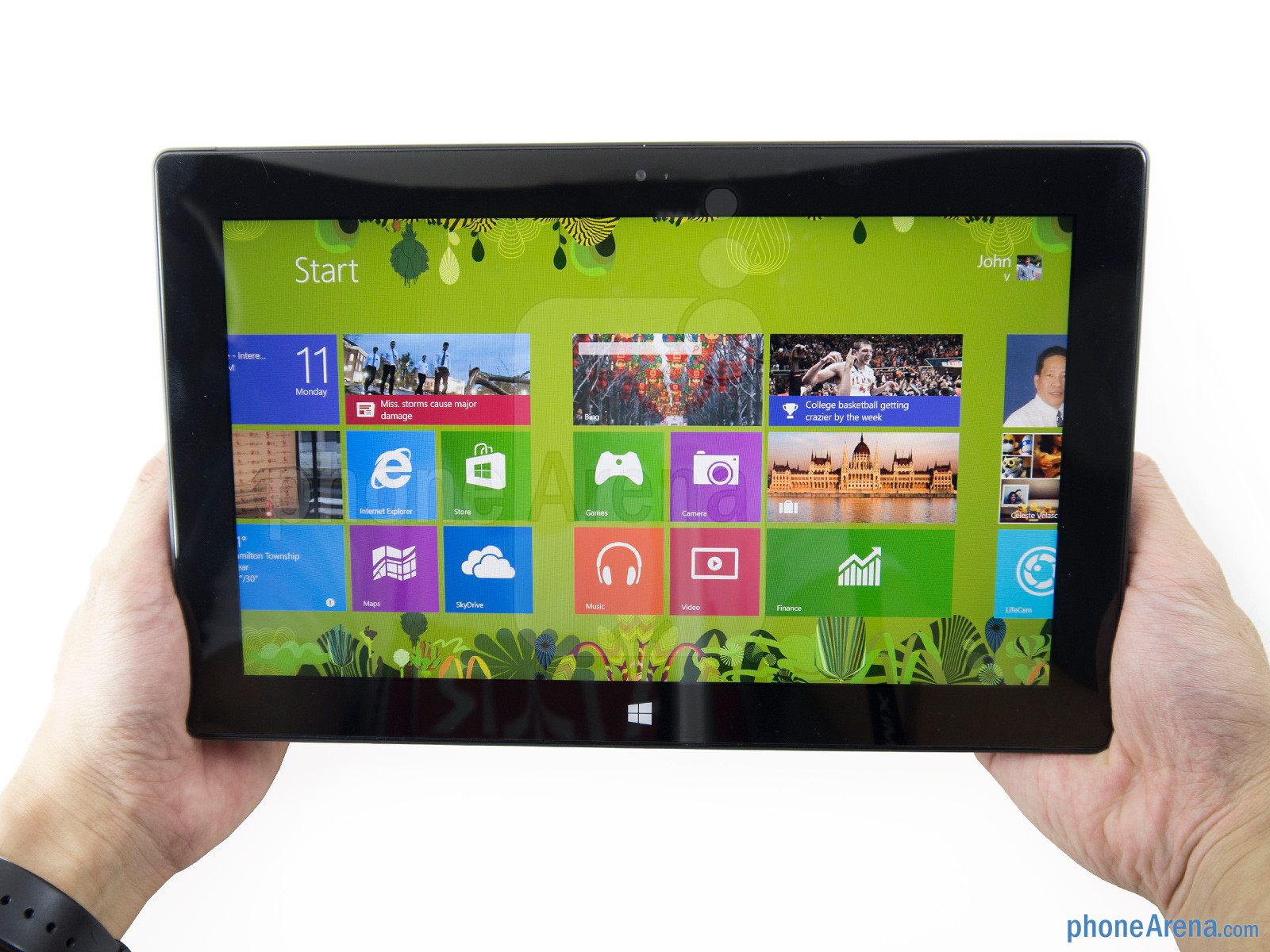 Microsoft Surface Pro - Microsoft Surface In Hand , HD Wallpaper & Backgrounds
