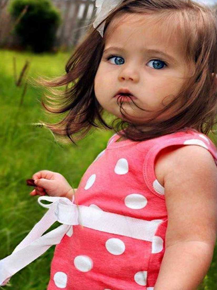 Cute Indian Baby Girl Wallpapers Photo - Sad Baby Pic Girl , HD Wallpaper & Backgrounds