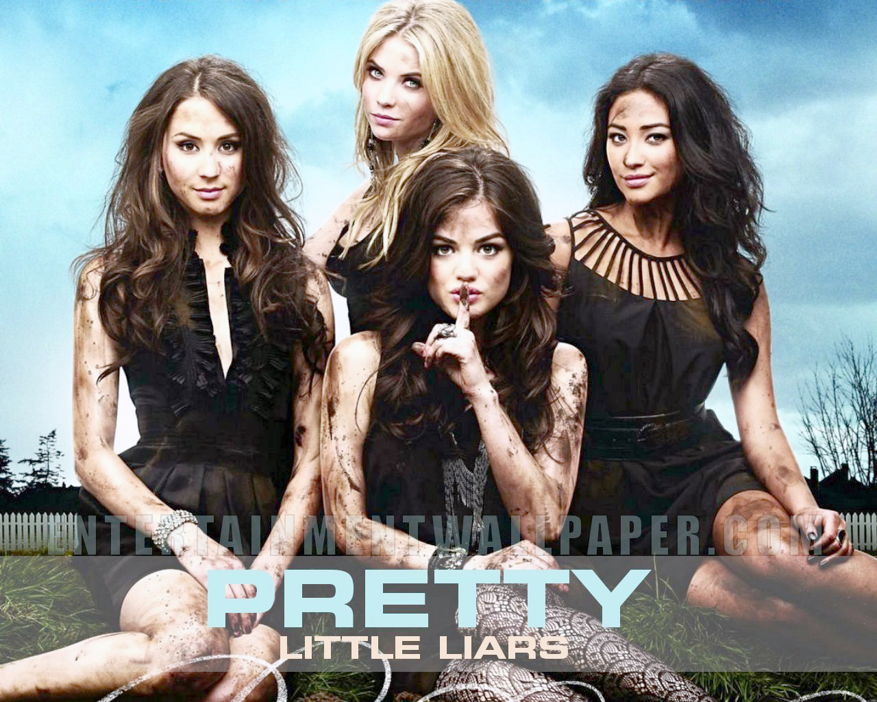 Pll Wallpaper Levels Up - Pretty Little Liars Aria Emily Hanna And Spencer , HD Wallpaper & Backgrounds