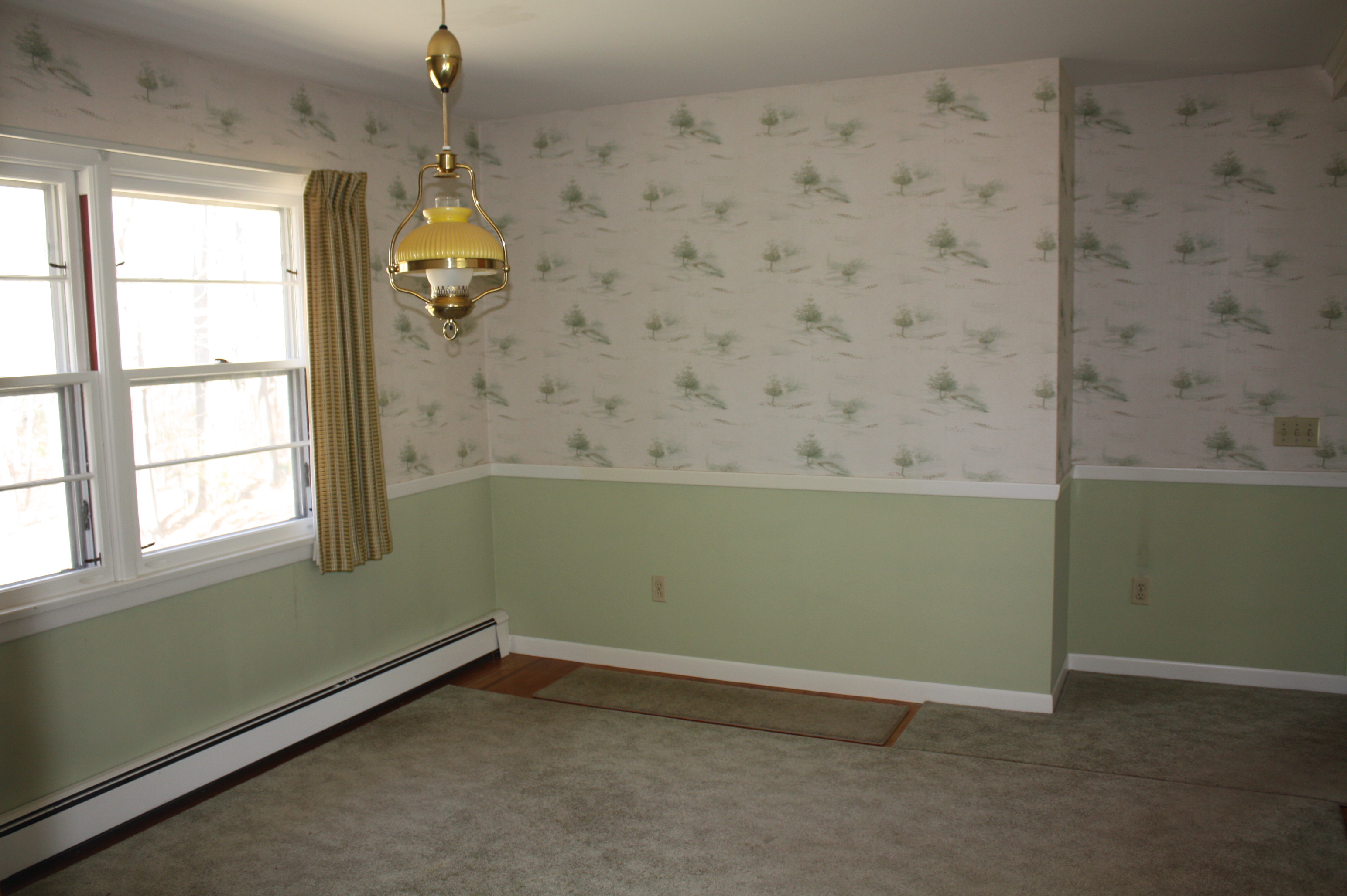 Sophisticated Dining Room Makeover - Chair Rail Molding , HD Wallpaper & Backgrounds