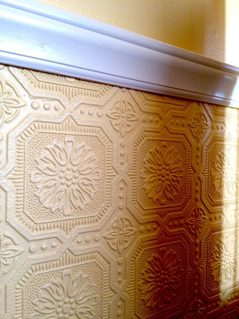 The Textured Paintable Wallpaper I'm Using Beneath - Paintable Wallpaper Hallway , HD Wallpaper & Backgrounds