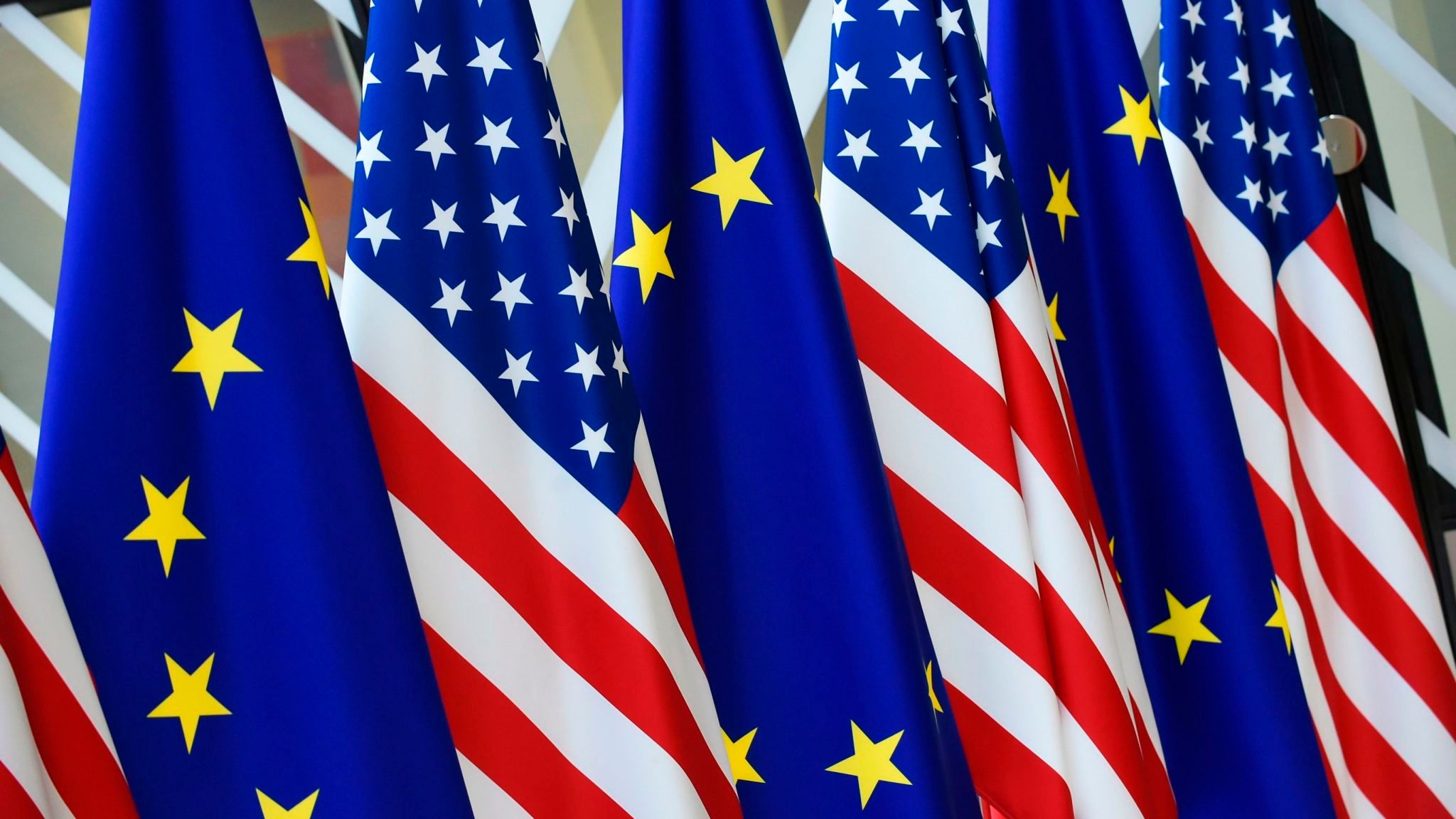 European Union Agrees To Start Trade Talks With The - Eu And Us , HD Wallpaper & Backgrounds