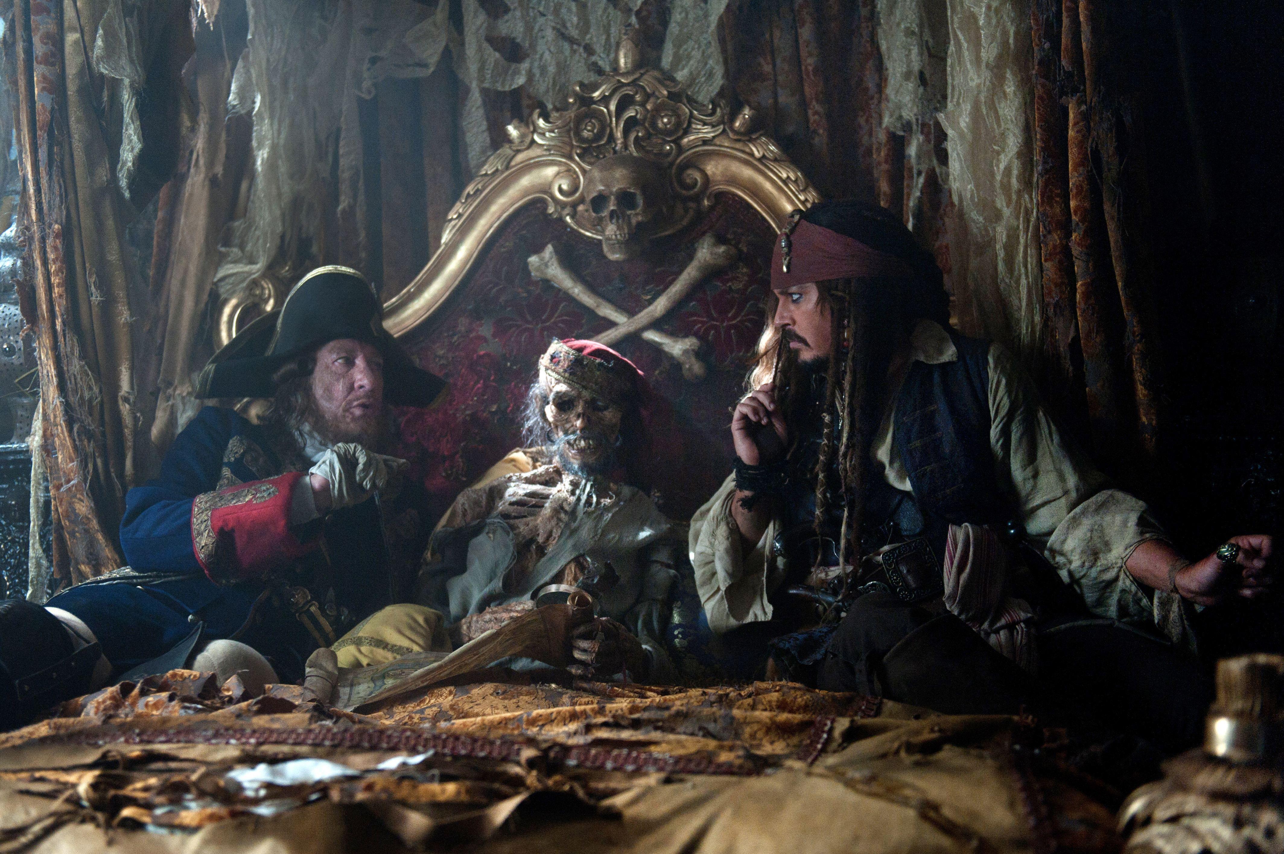 Jack Sparrow Live Wallpaper - Hector Barbossa Dead Man Tell No Tales , HD Wallpaper & Backgrounds