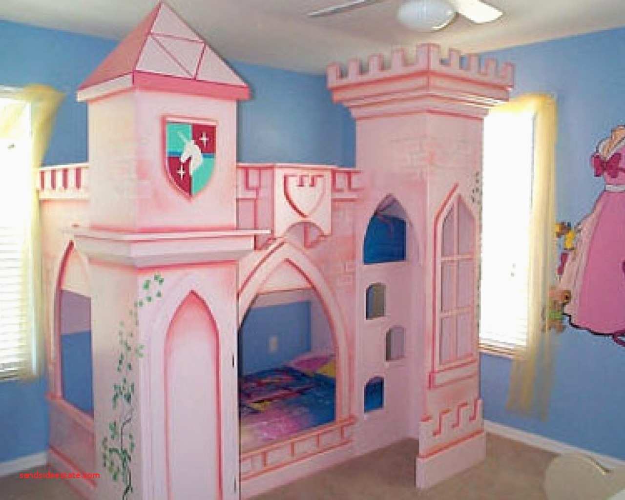 Vintage Disney Princess Wall Art Pretty 50 Best Princess - Princess Bed Ideas , HD Wallpaper & Backgrounds