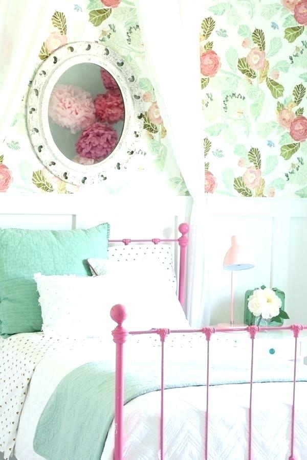 Little Girl Wallpaper For Bedroom Girly Wallpapers - Bedroom , HD Wallpaper & Backgrounds