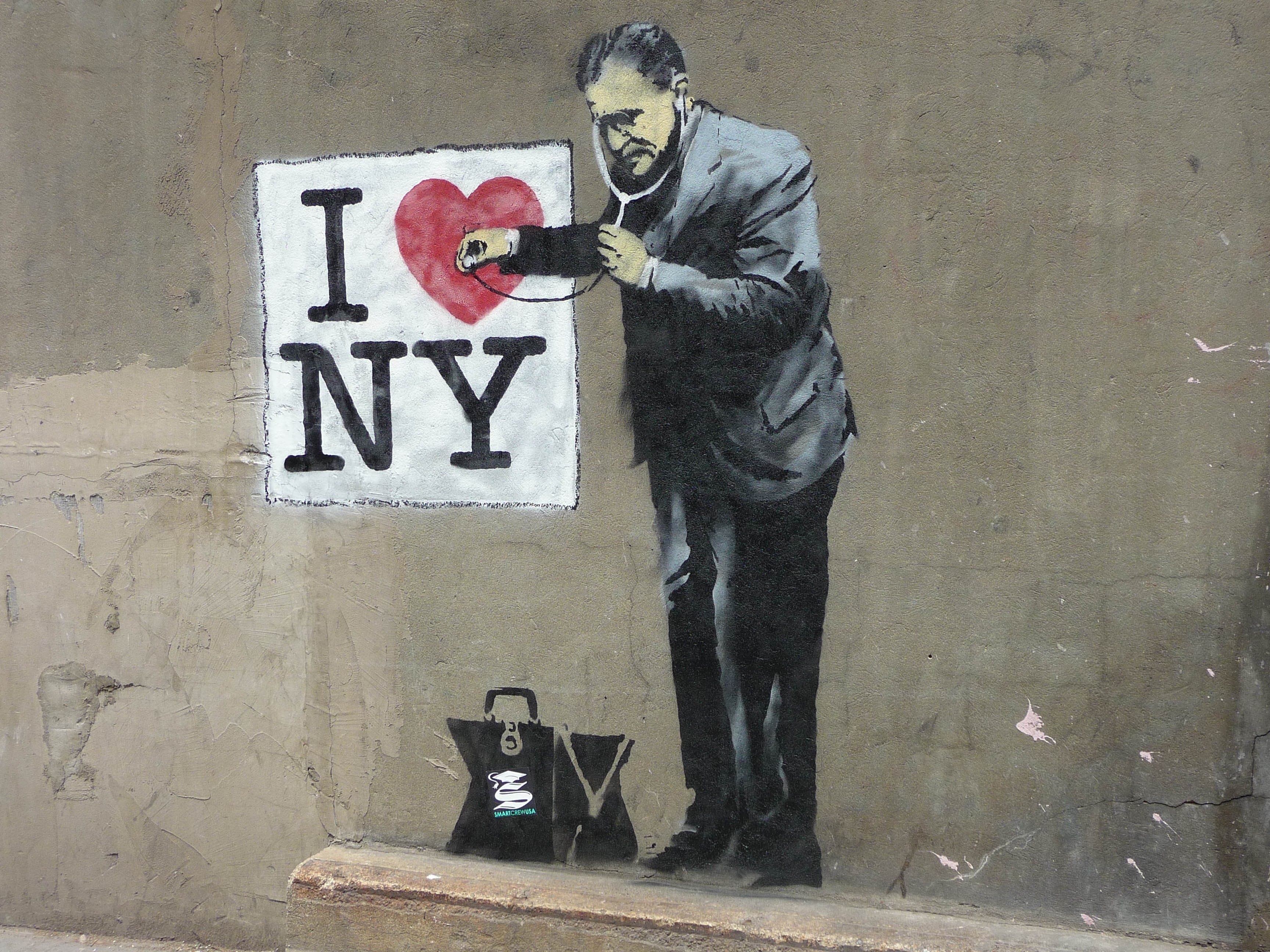 Men Heart Doctors New York City Usa Banksy Graffiti , HD Wallpaper & Backgrounds