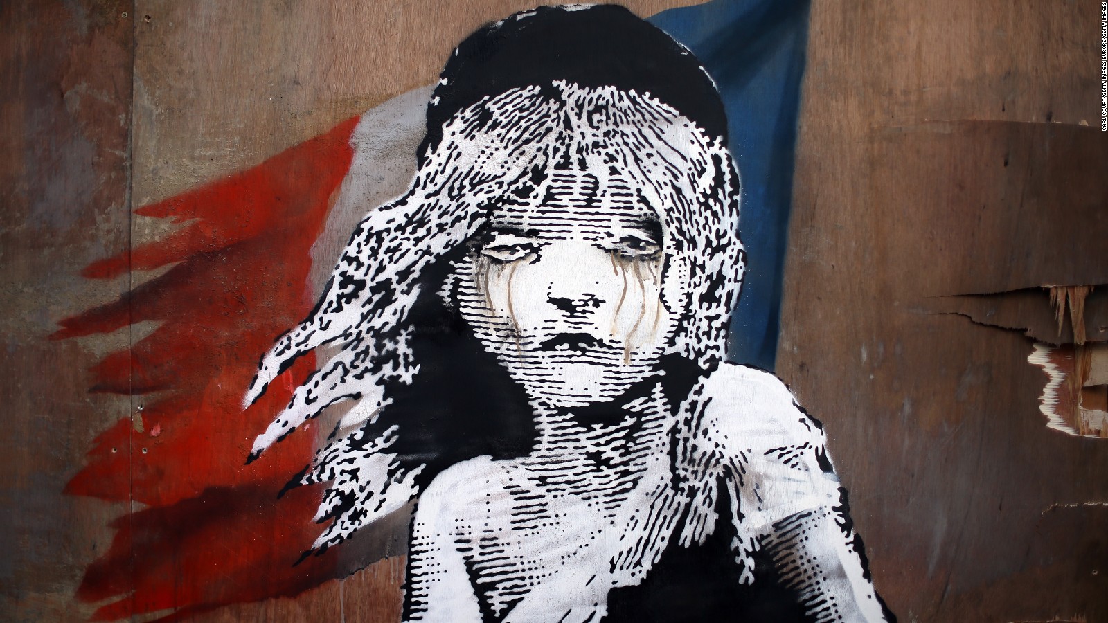 Banksy Les Mis Refugee Crisis , HD Wallpaper & Backgrounds