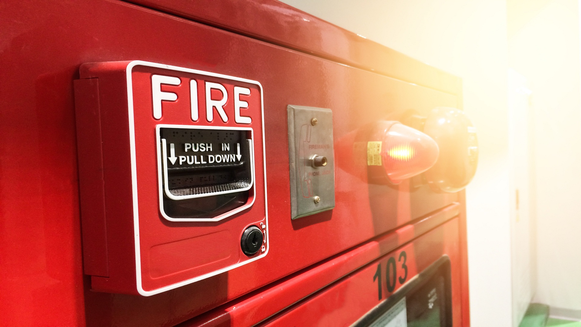 Fire Alarm System - Traditional Fire Alarm System , HD Wallpaper & Backgrounds