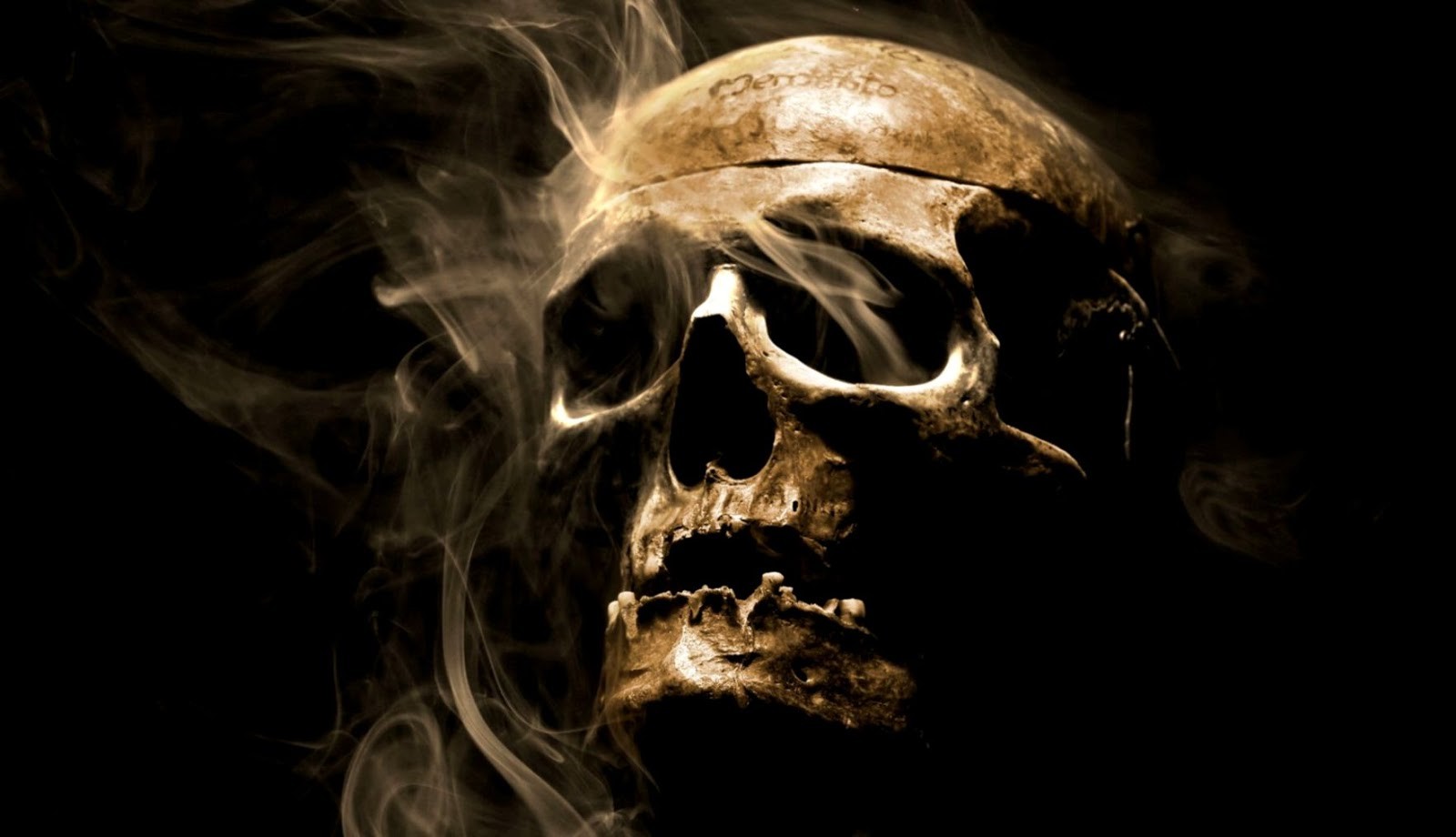 Skull - Human Skull And Smoke , HD Wallpaper & Backgrounds