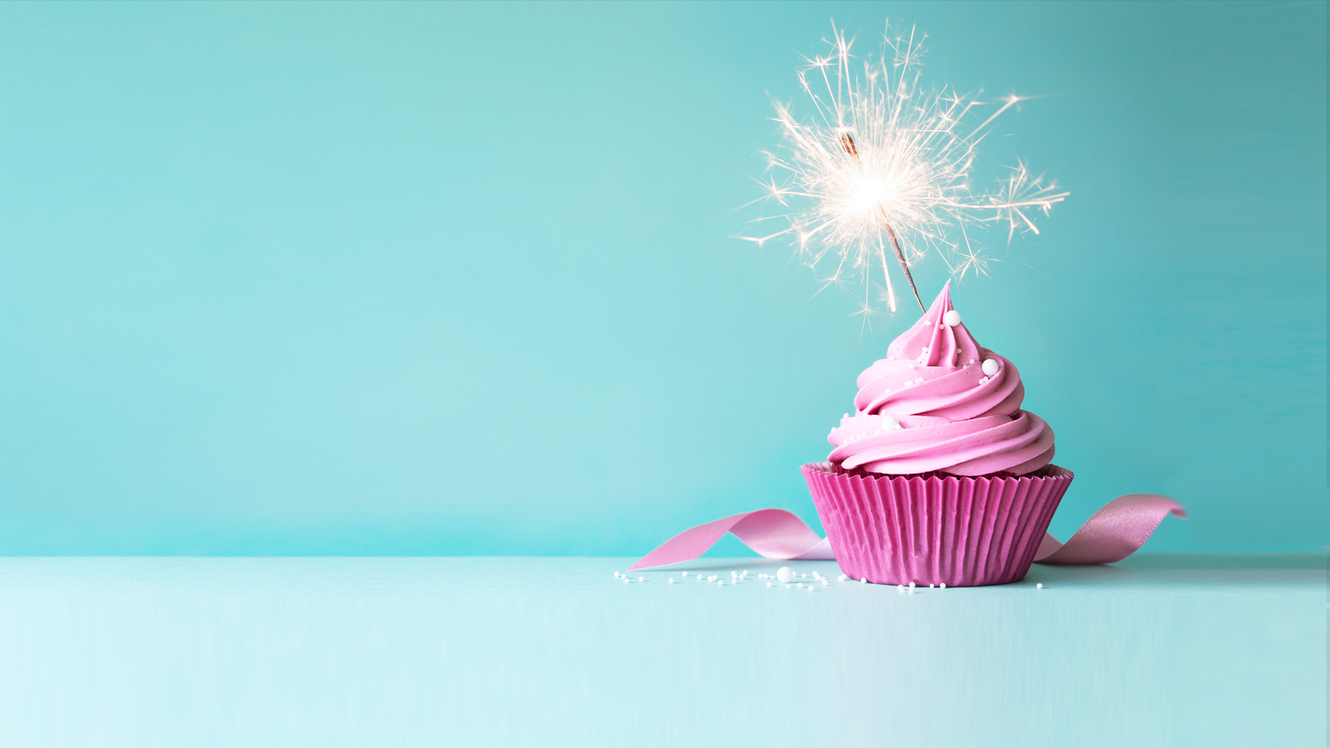 Birthday Cupcakes Hd Wallpaper - Birthday Cup Cake Hd , HD Wallpaper & Backgrounds