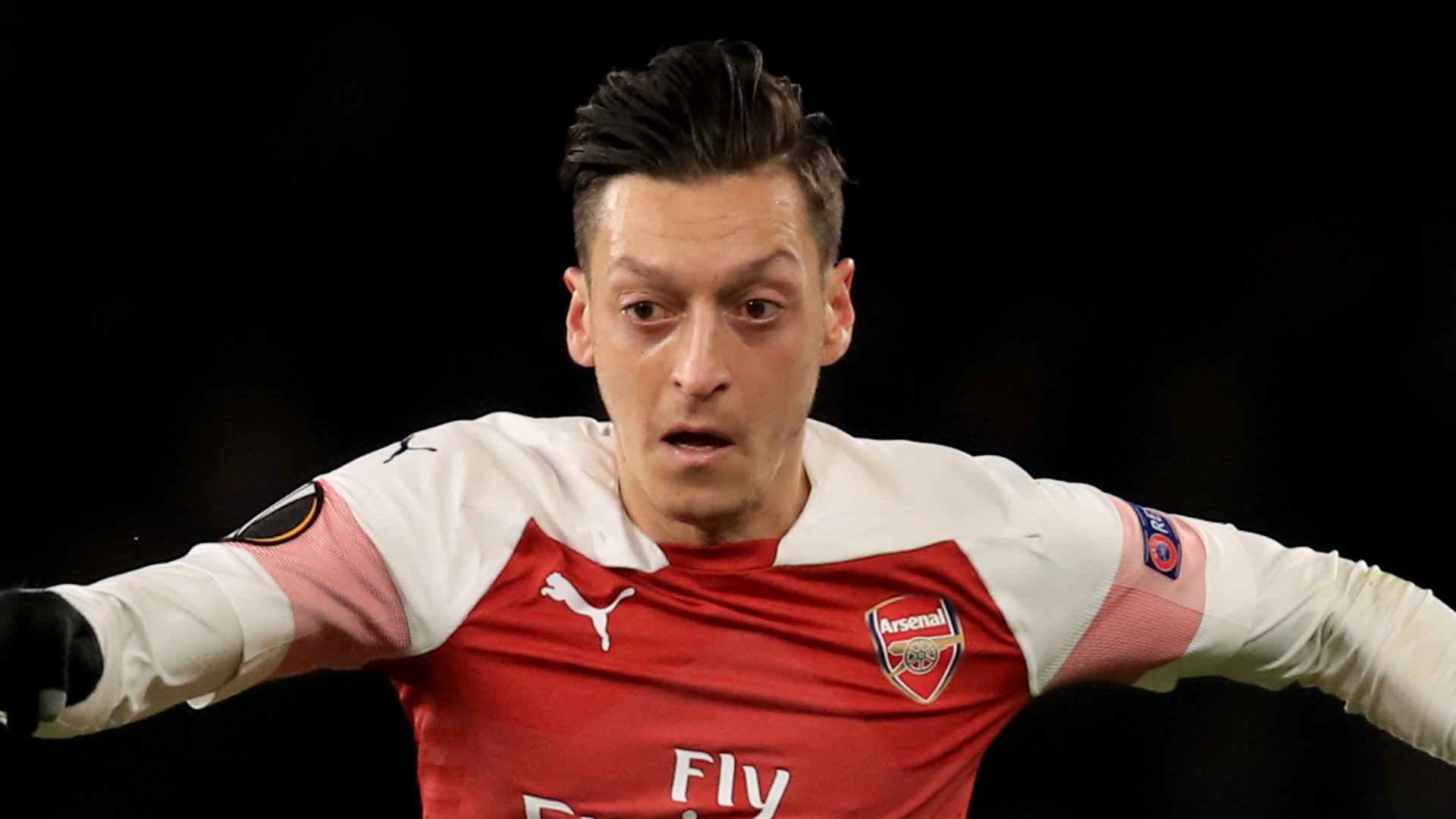 Mesut Ozil Arsenal 2018-19 - Arsenal Vs Valencia Ozil , HD Wallpaper & Backgrounds