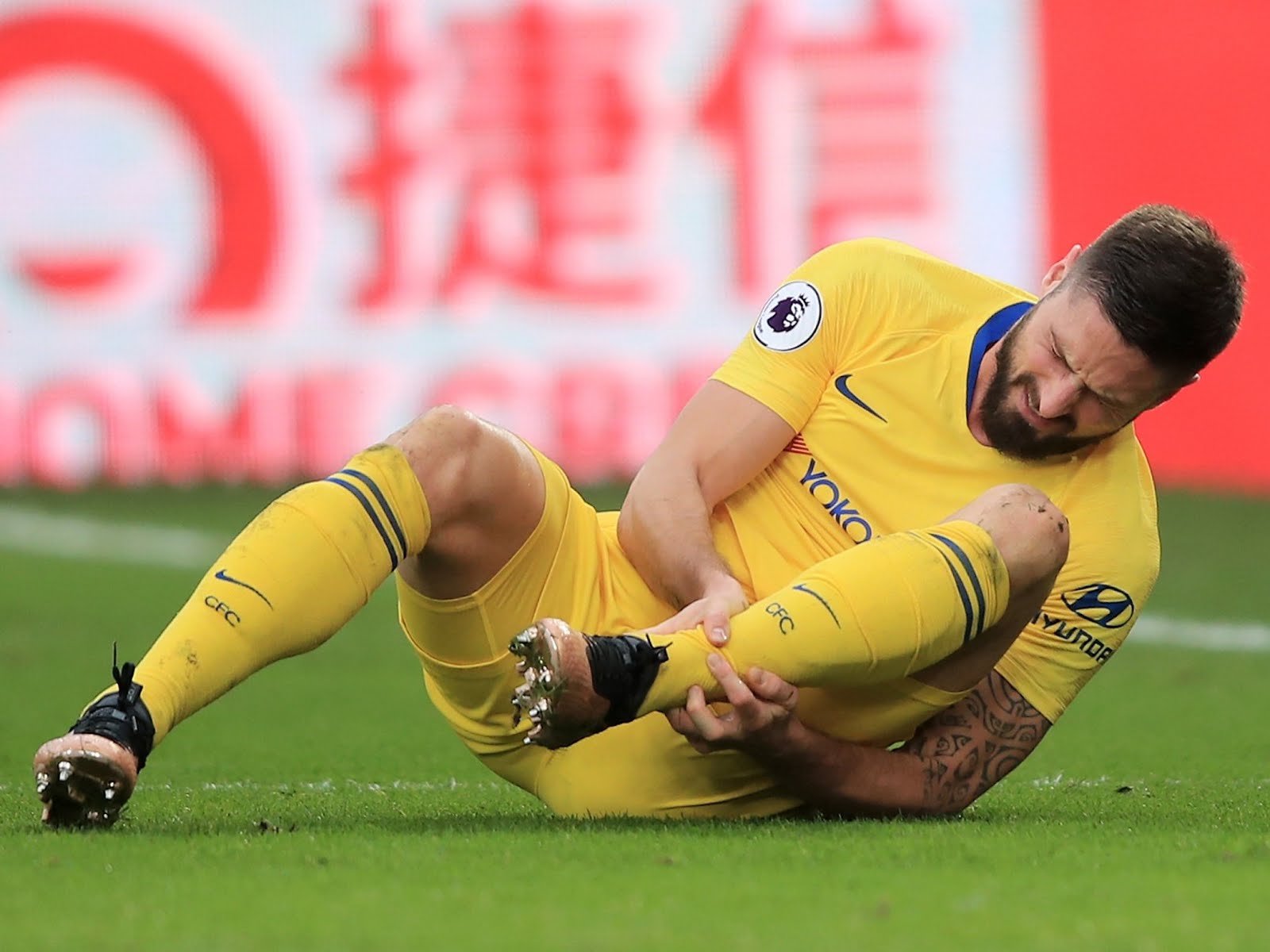 Crystal Palace Vs Chelsea - Giroud Injury , HD Wallpaper & Backgrounds