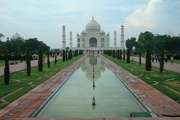 Winter Vacation - Taj Mahal , HD Wallpaper & Backgrounds