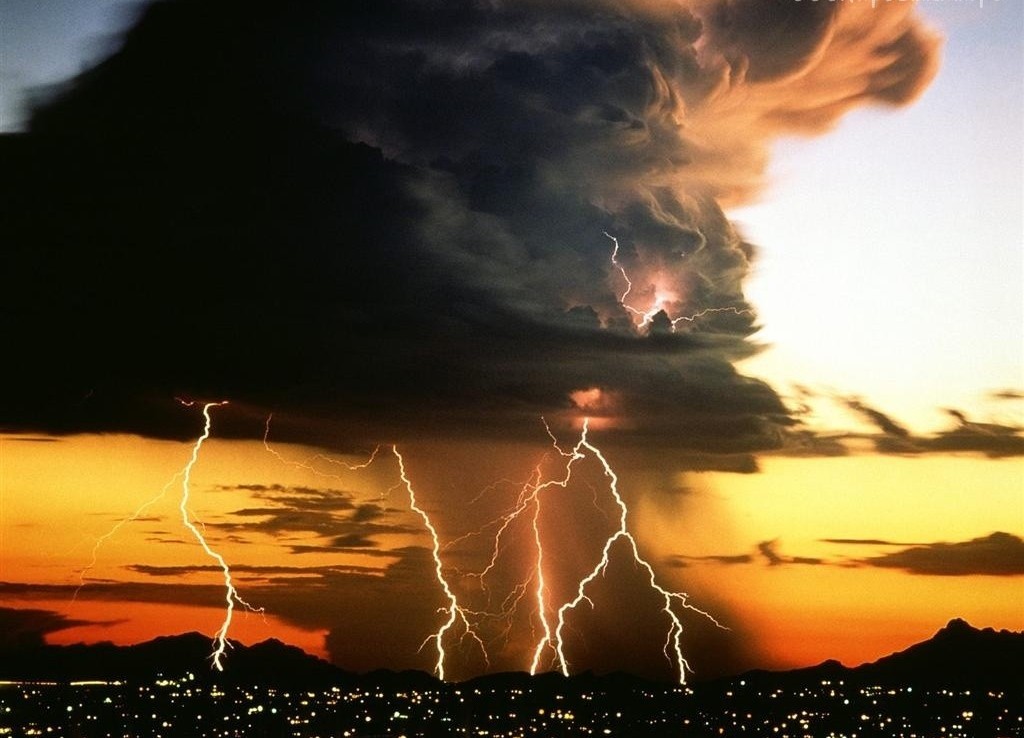 Download Sky Lightning Beautiful Storm Nature Sunset - Lightning Storm , HD Wallpaper & Backgrounds