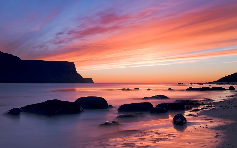 Beach Ocean Sunset Rocks Stones Hd Wallpaper - Ocean Sunset With Rocks , HD Wallpaper & Backgrounds