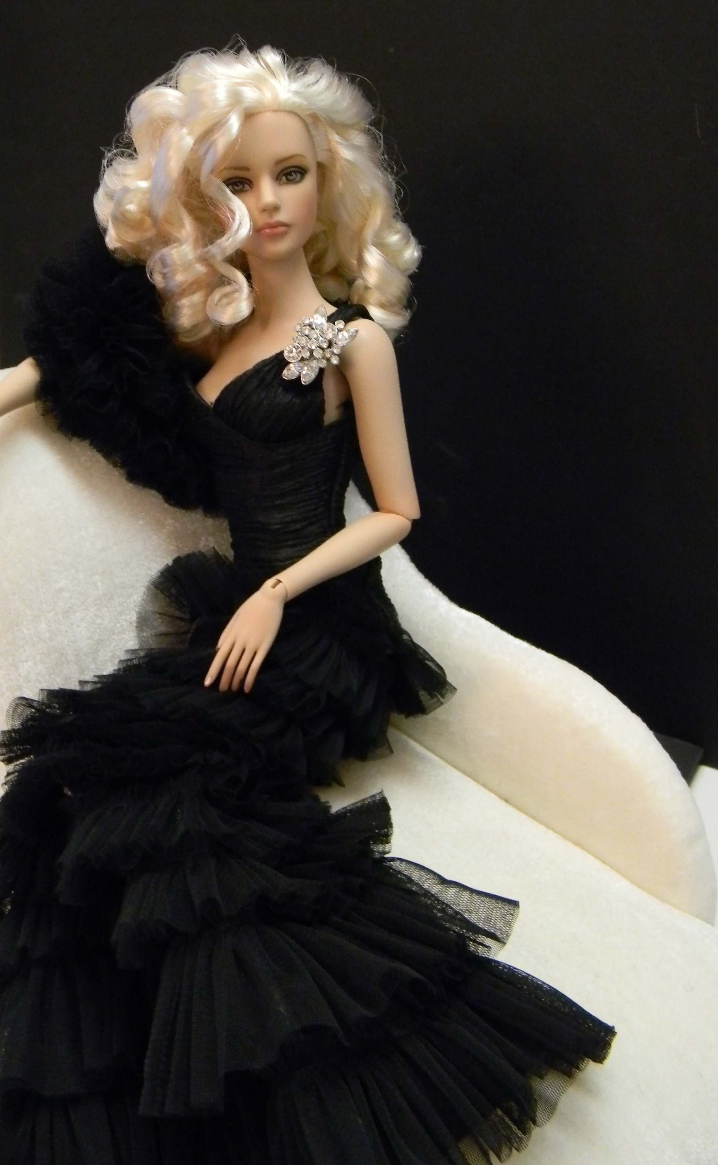 4k Barbie Dolls Wallpaper For Mobile - Вечернее Платье На Барби Крючком , HD Wallpaper & Backgrounds