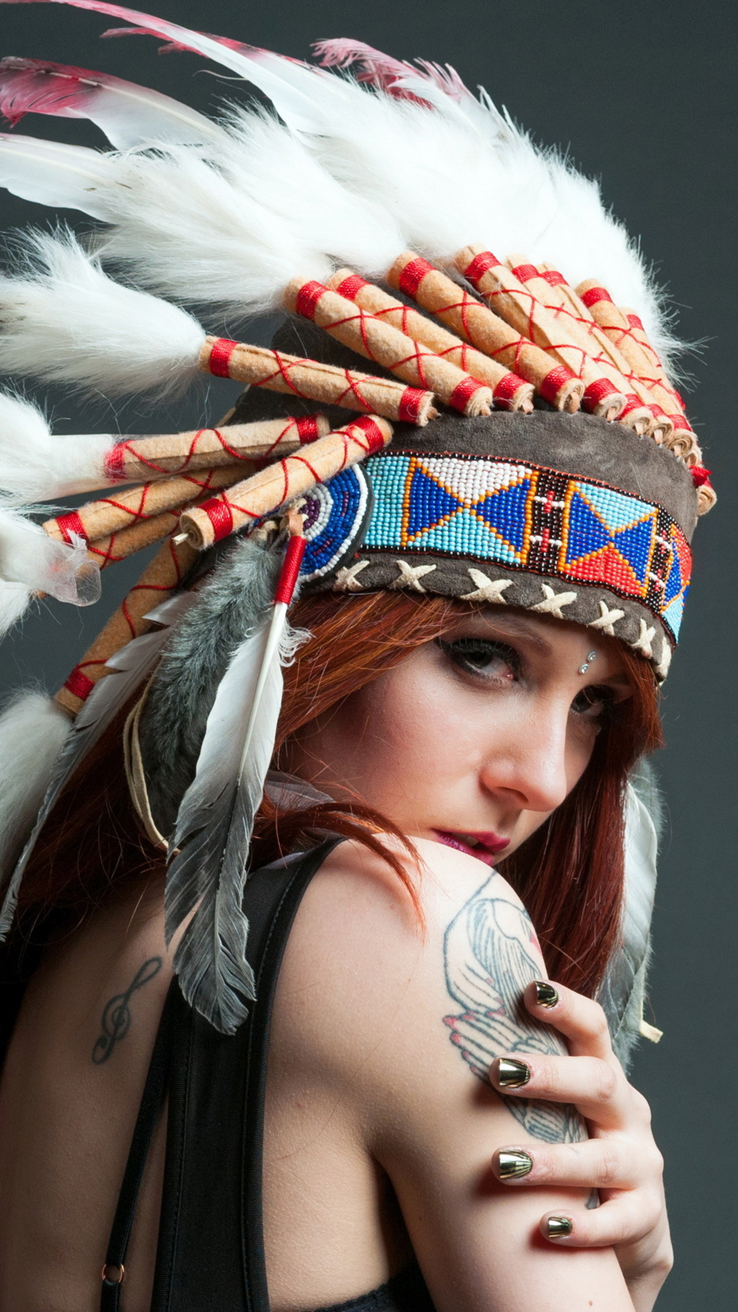 Girl With Indian Headdress , HD Wallpaper & Backgrounds
