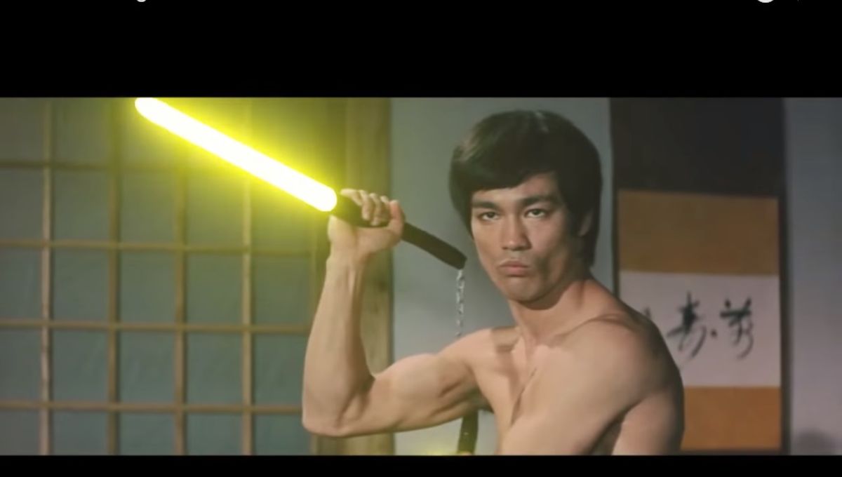 Bruce Lee Uses Nunchuck Lightsabers In This Awesome - Bruce Lee Jedi Master , HD Wallpaper & Backgrounds