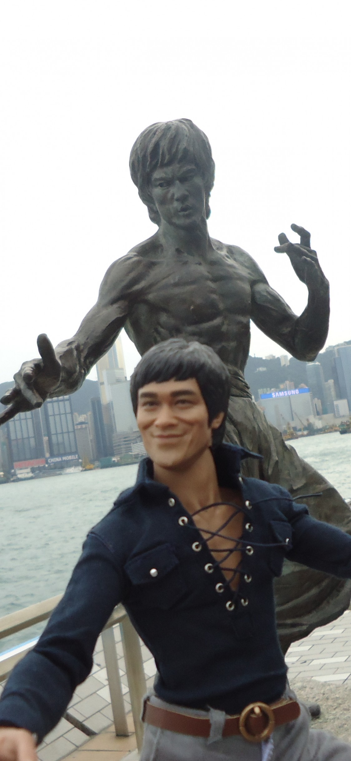 Download Bruce Bruce Lee, Bruce E Lee Wallpaper - Bruce Lee Statue , HD Wallpaper & Backgrounds