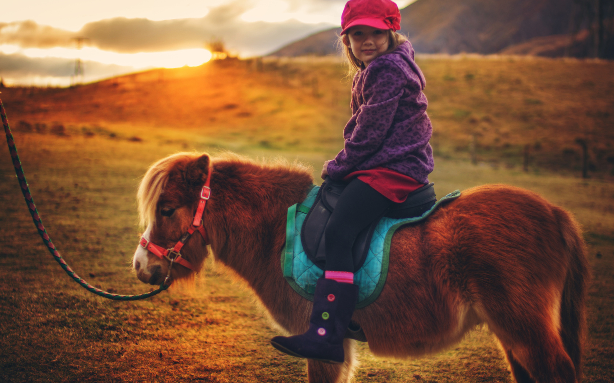 Baby Girl On Small Horse - Horse And Girl Baby , HD Wallpaper & Backgrounds