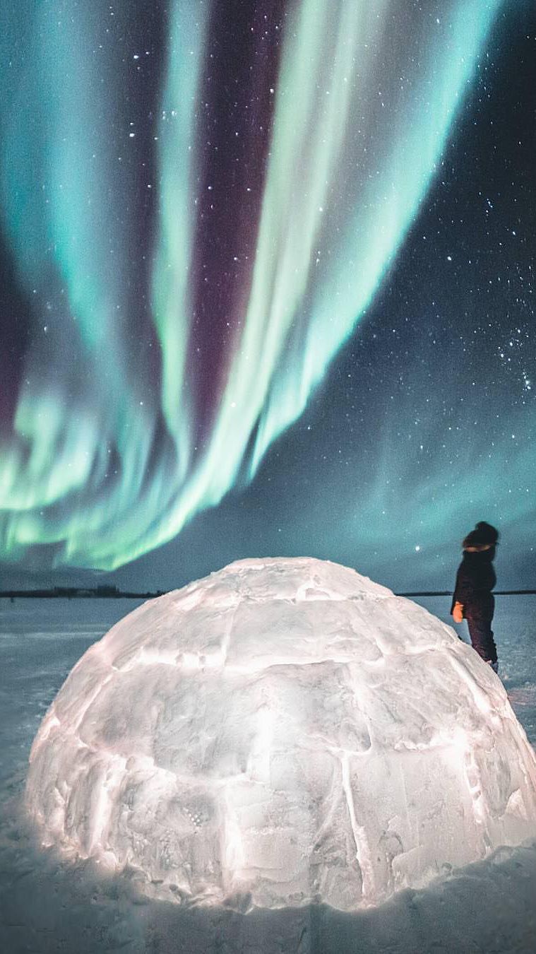 Northern Lights Greenland Iphone Wallpaper - Iphone Greenland , HD Wallpaper & Backgrounds