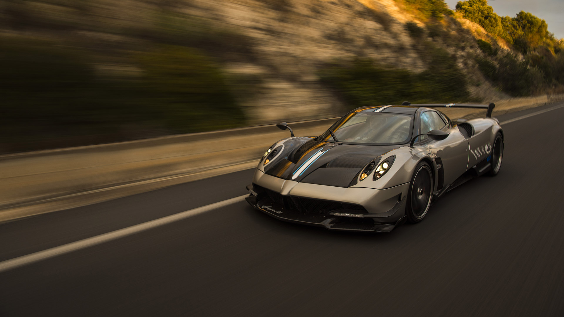 2016 Pagani Huayra Bc Picture - Pagani Huayra Bc Wallpaper Hd , HD Wallpaper & Backgrounds