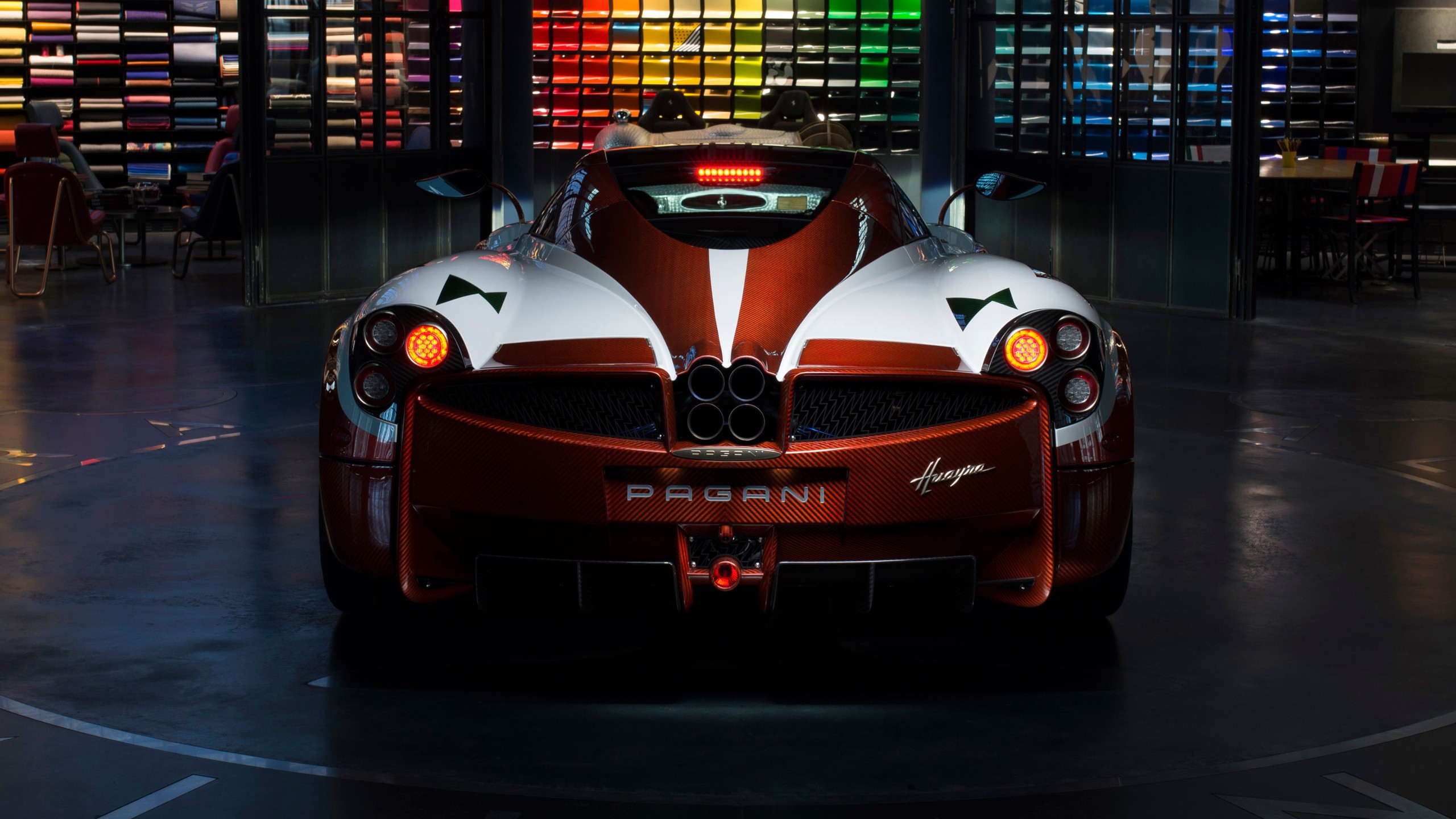 Pagani Super Cars Hd Theme Wallpapers - Pagani Huayra Lampo , HD Wallpaper & Backgrounds