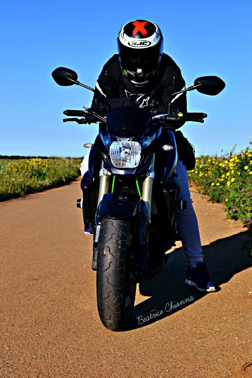 Sport Bike Rider Suzuki Gsr 750 Sportbike Sportbikelife - Motorcycle , HD Wallpaper & Backgrounds