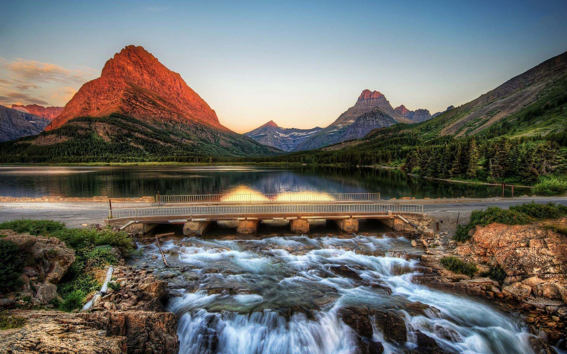 Red Mountain Glacier National Park - Glacier National Park Sunrise , HD Wallpaper & Backgrounds