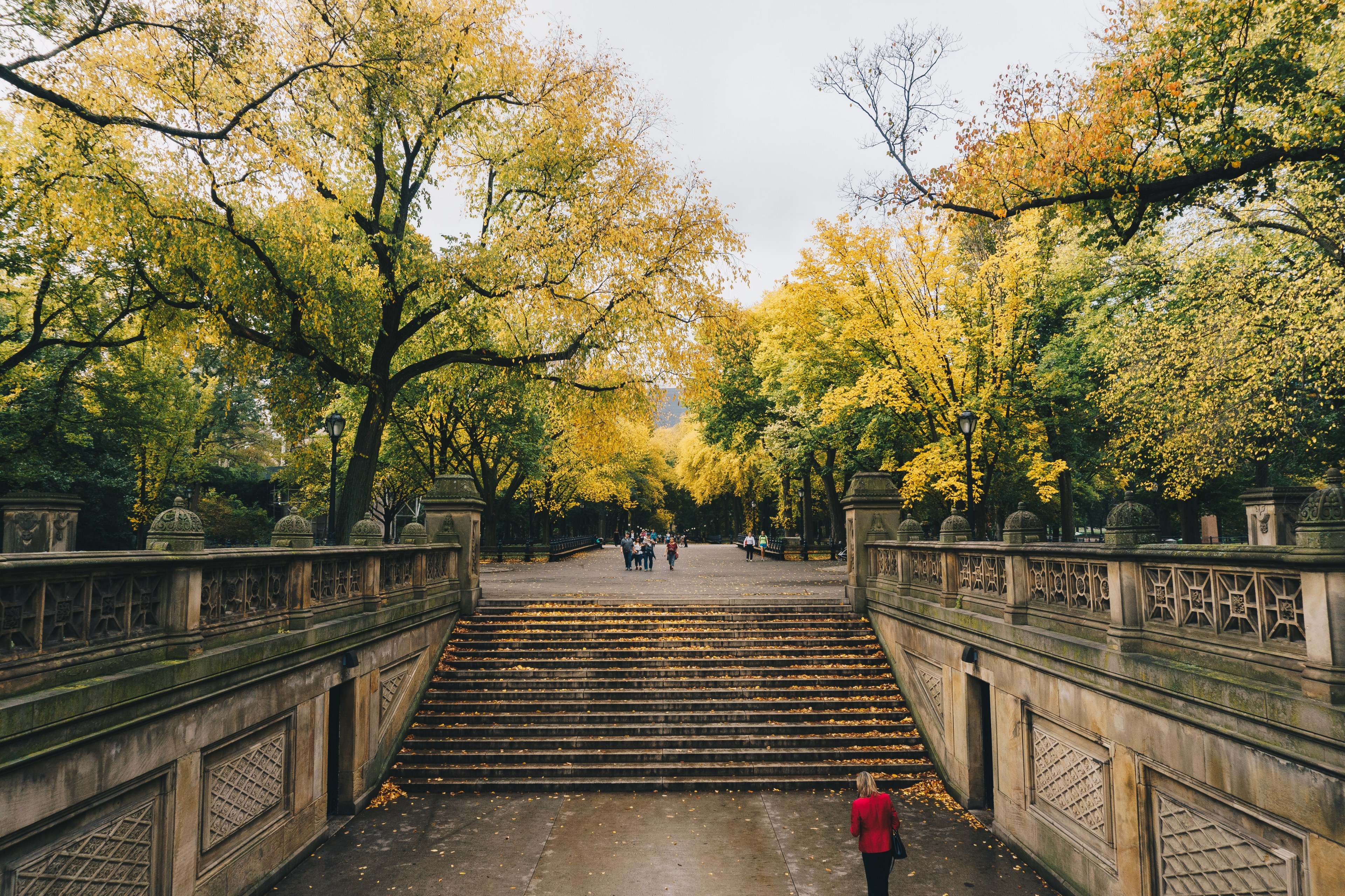 #3840x2560 The Mall At Central Park 4k Wallpaper And - Central Park , HD Wallpaper & Backgrounds