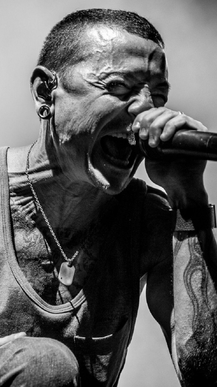 Linkin Park, Audio, Monochrome Mode, Microphone, Pop - Chester Bennington Full Hd , HD Wallpaper & Backgrounds