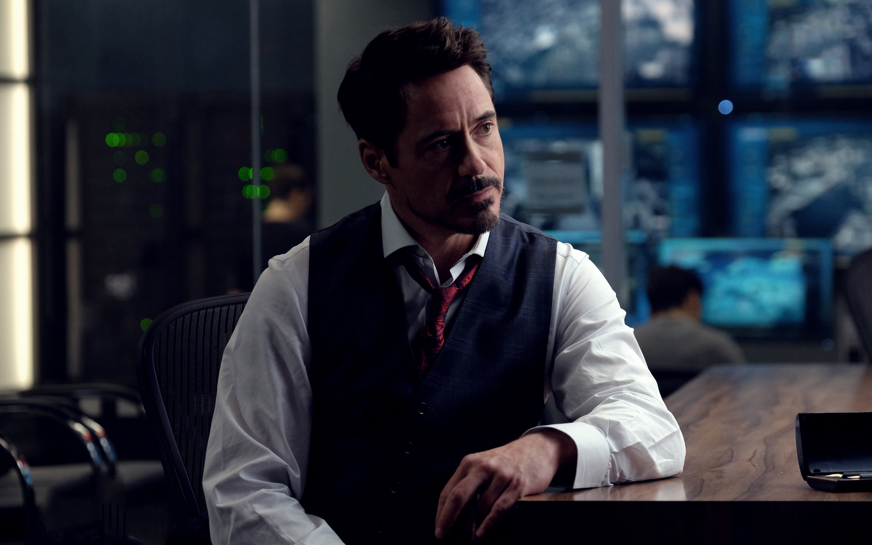 Robert Downey As Tony Stark In Avengers Infinity , HD Wallpaper & Backgrounds