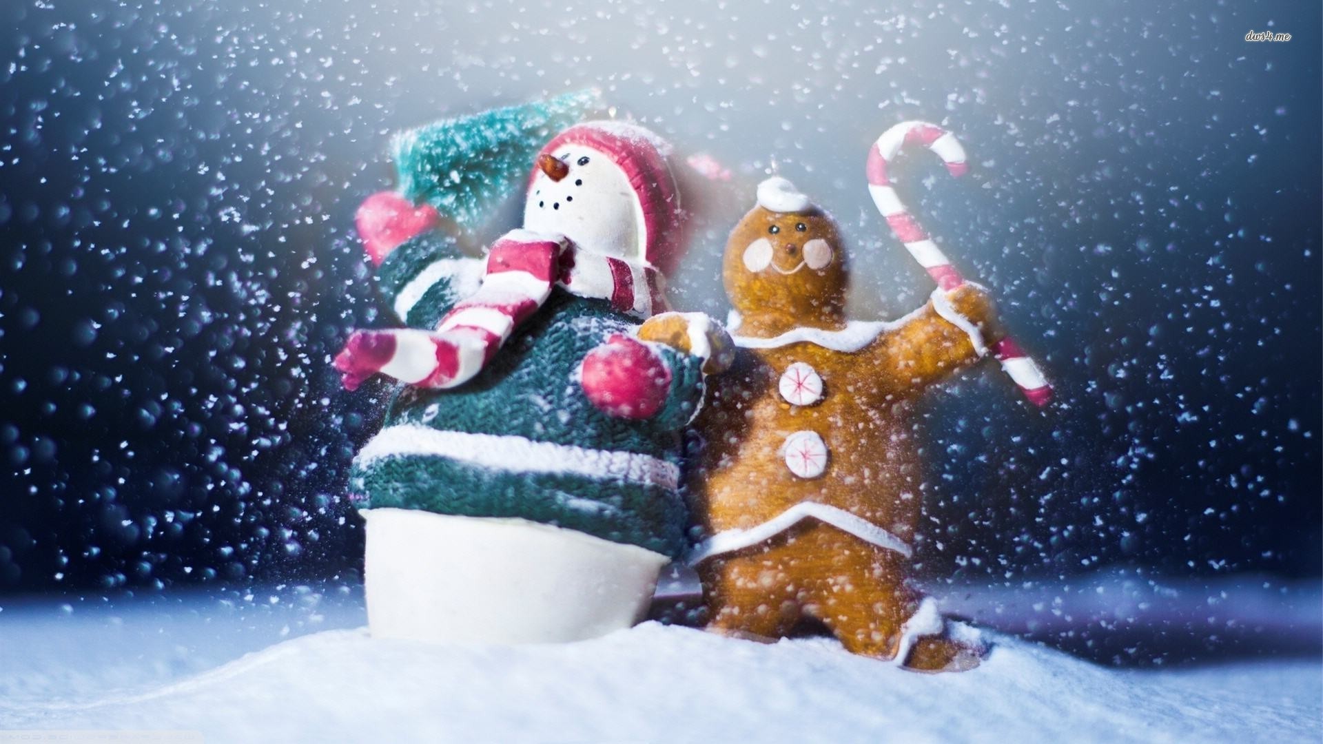 Snowman And Gingerbread Man Wallpaper - Gingerbread And Snowman , HD Wallpaper & Backgrounds
